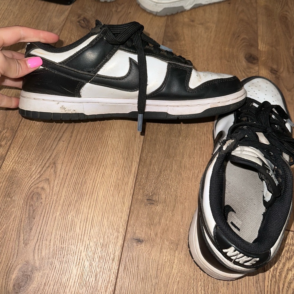 MAKE OFFERS Nike dunks
